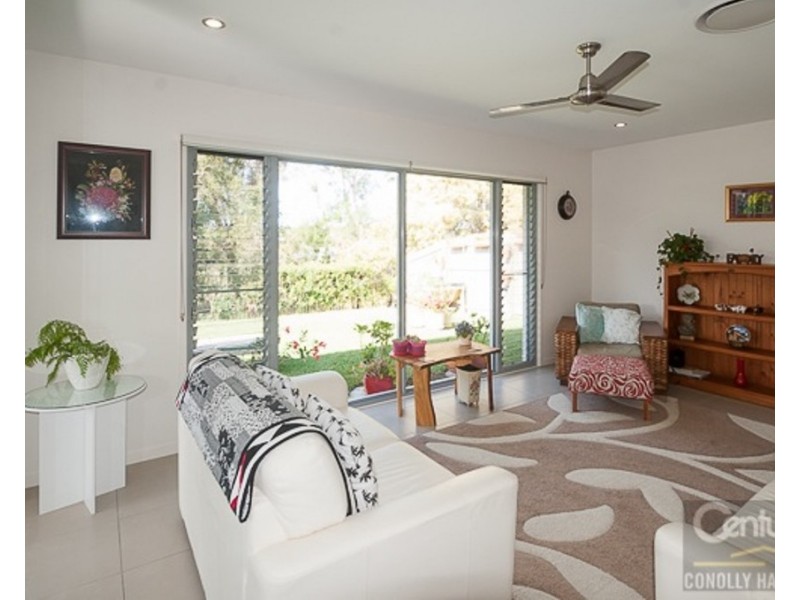 2 Crenshaw Pl, Peregian Springs QLD 4573