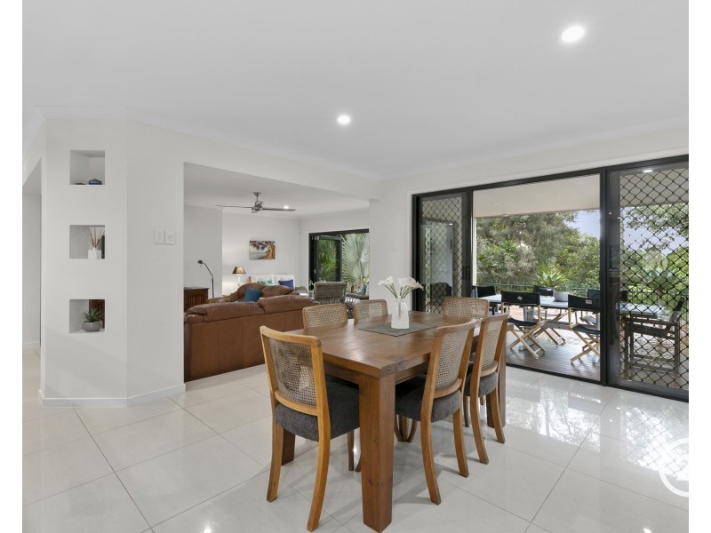 12 Longwood Drive, Peregian Springs QLD 4573