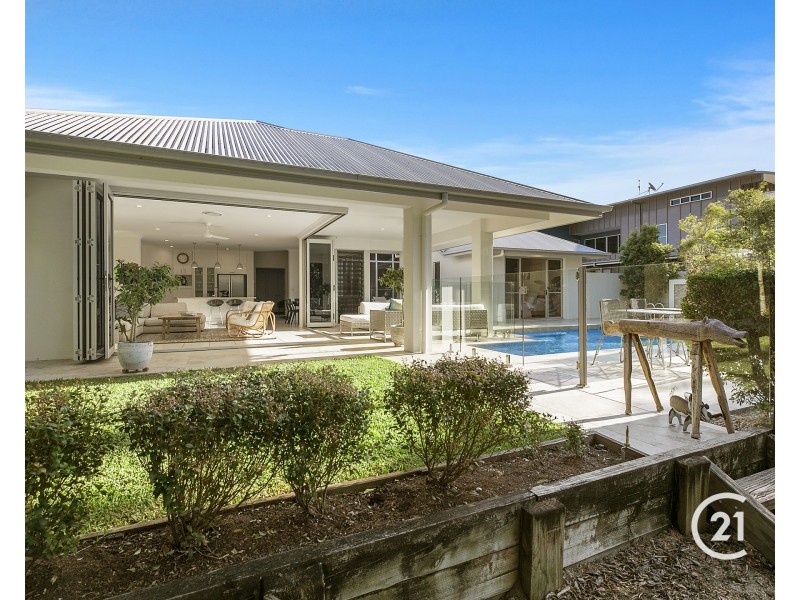 11 Bunker Court, Peregian Springs QLD 4573