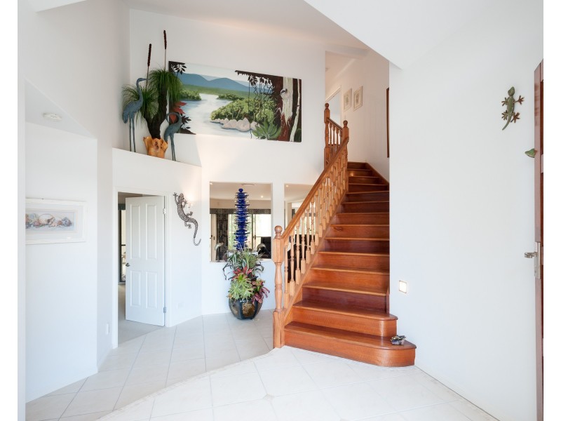 18  Lakeside Drive, Peregian Springs QLD 4573