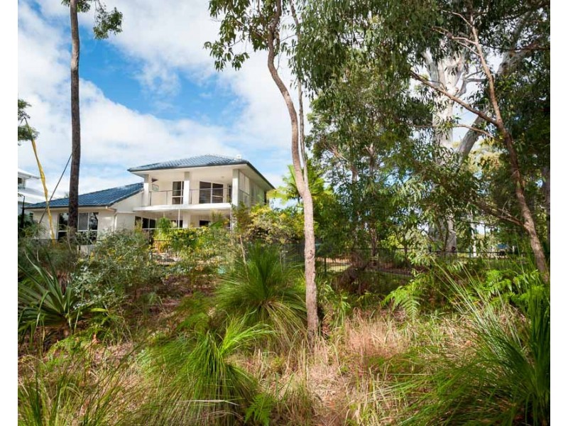 18  Lakeside Drive, Peregian Springs QLD 4573