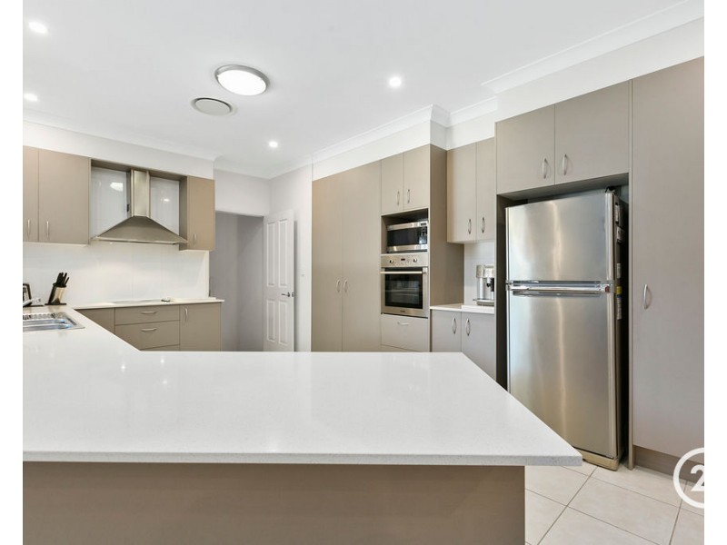 10 Balgownie Drive, Peregian Springs QLD 4573