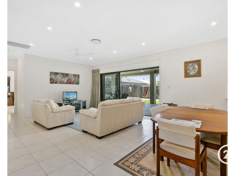 10 Balgownie Drive, Peregian Springs QLD 4573