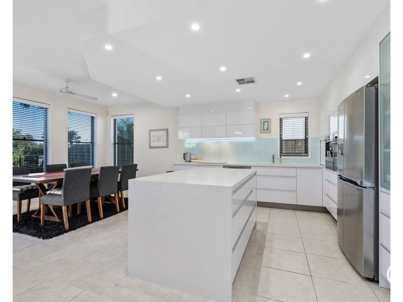 13/115 Peregian Springs Drive, Peregian Springs QLD 4573