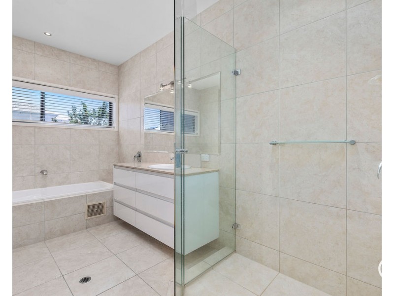 13/115 Peregian Springs Drive, Peregian Springs QLD 4573