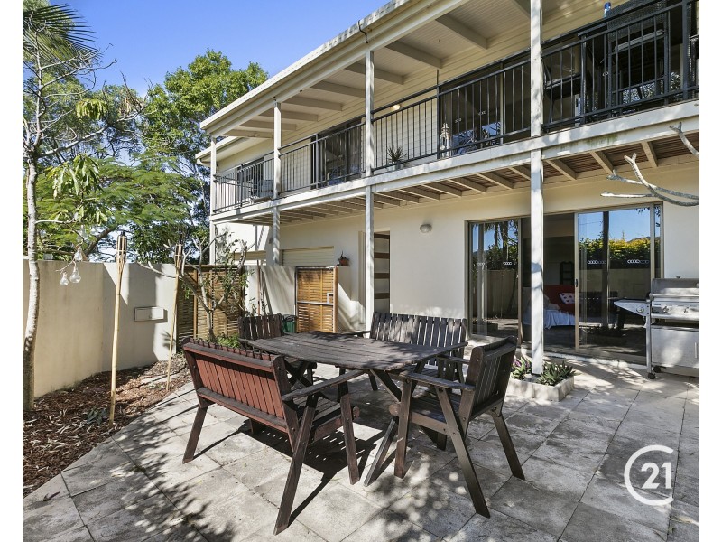11 Toulambi Street, Noosa Heads QLD 4567