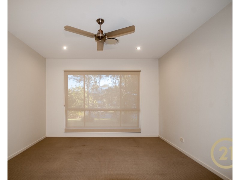 8 Mornington Crescent, Peregian Springs QLD 4573