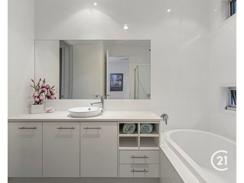 39 Lakeside Drive, Peregian Springs QLD 4573