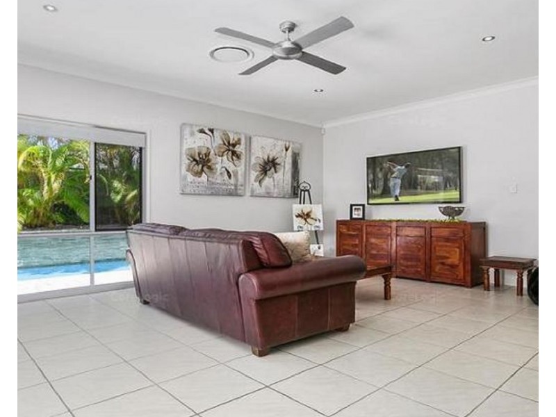3 Ironhurst Place, Peregian Springs QLD 4573
