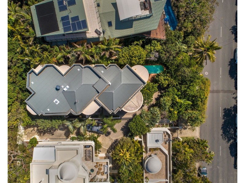 2/33 Duke Street, Sunshine Beach QLD 4567