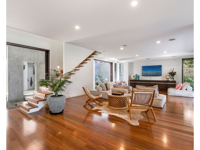 28 Dolphin Bay Drive, Sunshine Beach QLD 4567