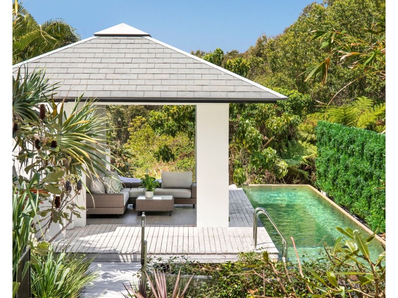 28 Dolphin Bay Drive, Sunshine Beach QLD 4567