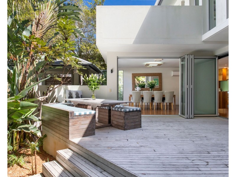 28 Dolphin Bay Drive, Sunshine Beach QLD 4567