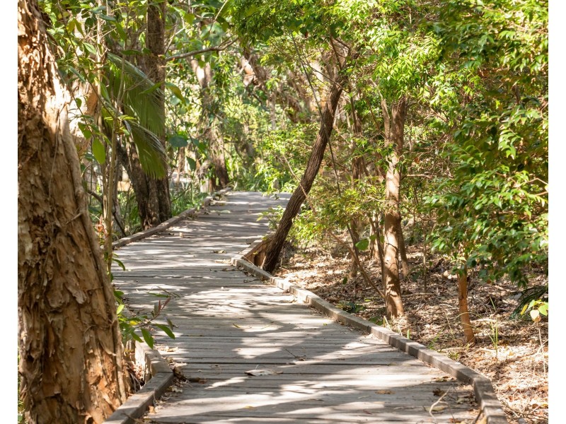 28 Dolphin Bay Drive, Sunshine Beach QLD 4567