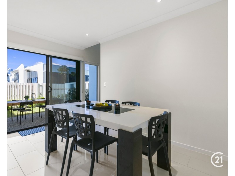 77 Pavilion Drive, Peregian Springs QLD 4573