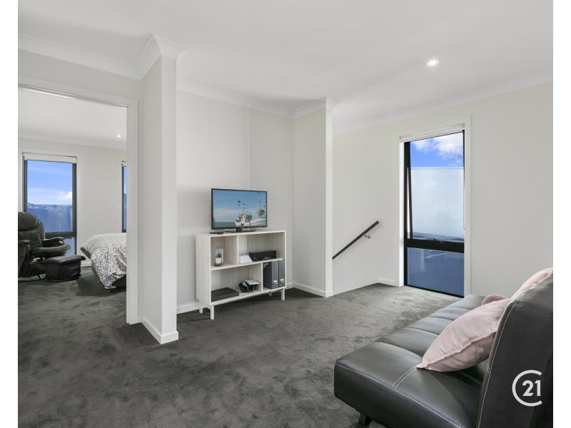 77 Pavilion Drive, Peregian Springs QLD 4573