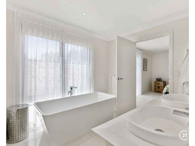 29 Terraces Court, Peregian Springs QLD 4573