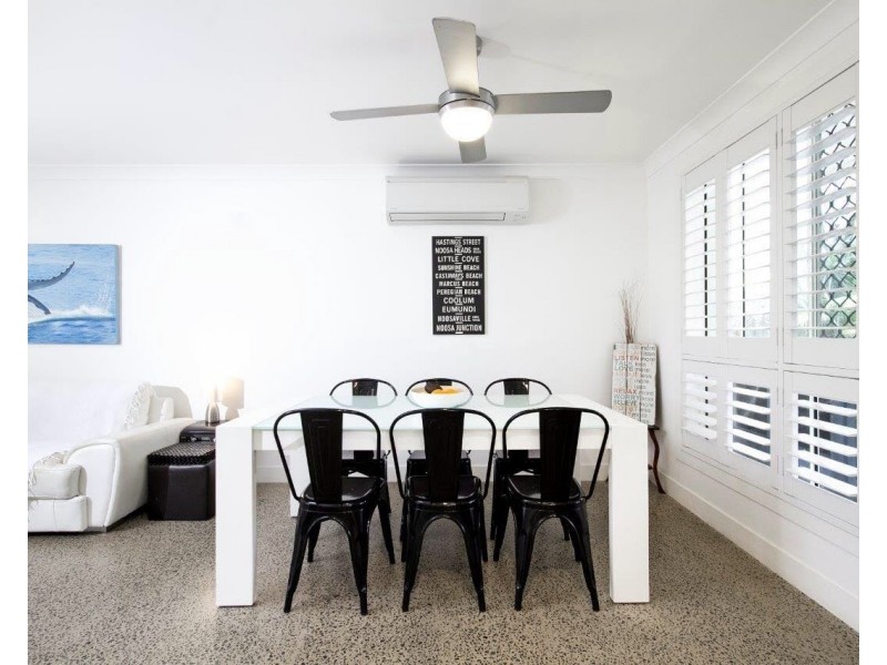 18 Moonbeam Crescent, Castaways Beach QLD 4567