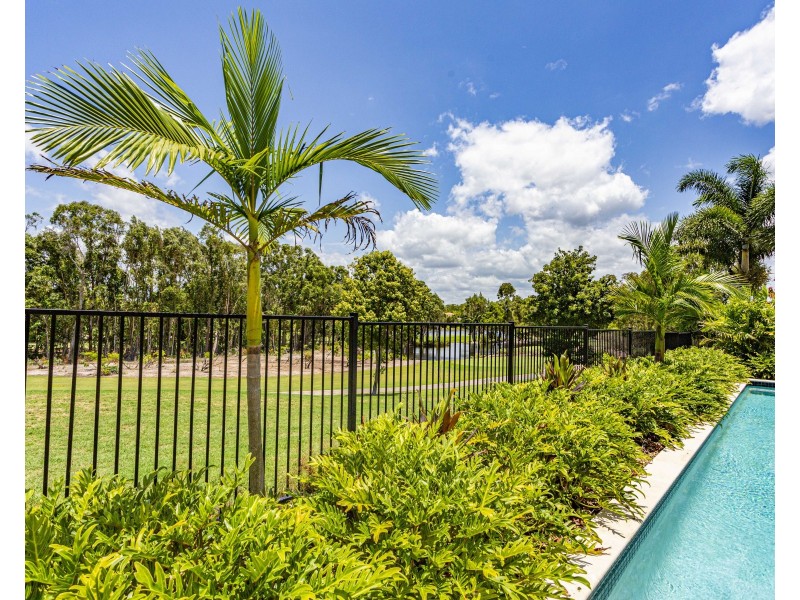 9 Springs Crescent, Noosa Heads QLD 4567