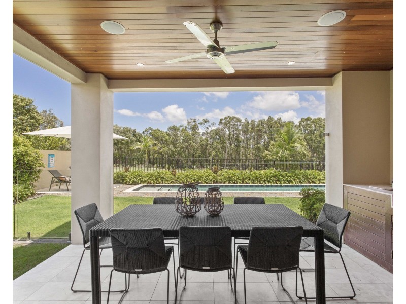 9 Springs Crescent, Noosa Heads QLD 4567