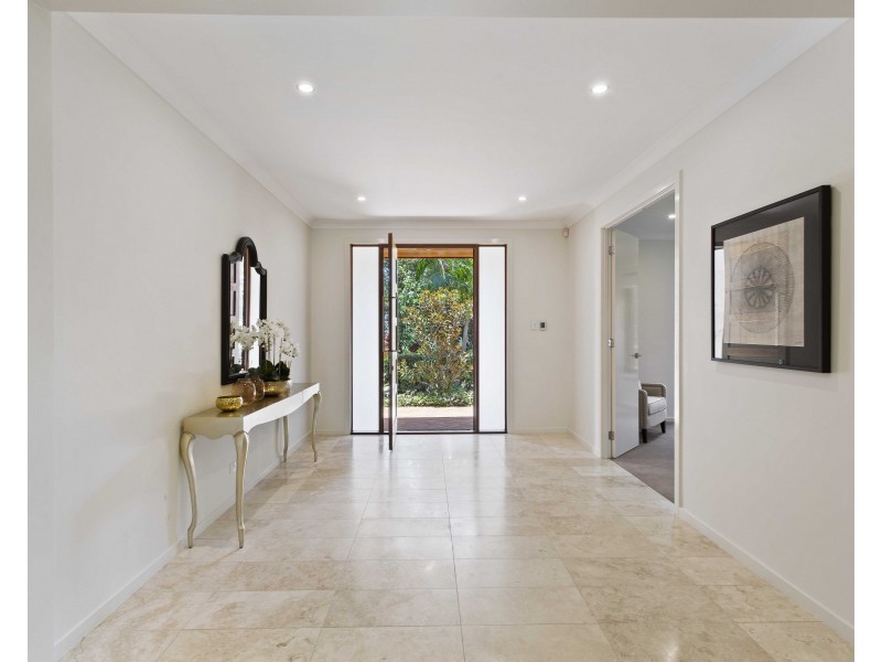 9 Springs Crescent, Noosa Heads QLD 4567