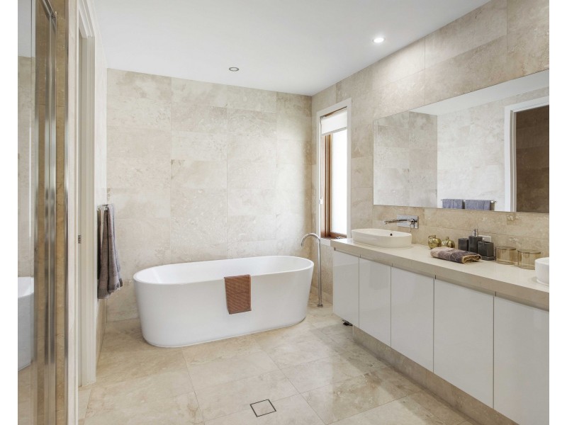 9 Springs Crescent, Noosa Heads QLD 4567