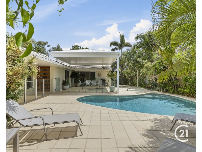 5 Corona Street, Sunshine Beach QLD 4567