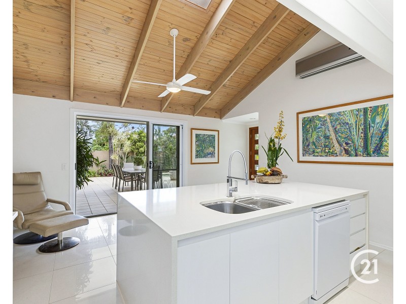 5 Corona Street, Sunshine Beach QLD 4567