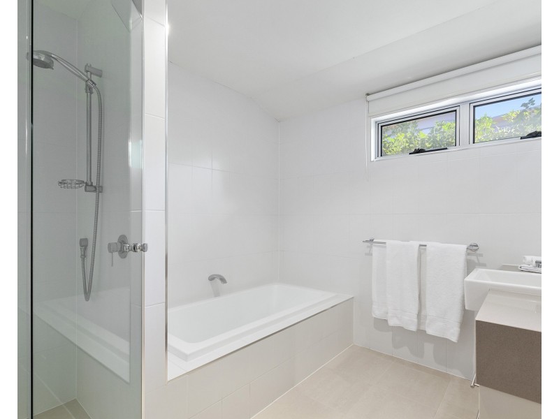 34 Netherby Rise, Sunrise Beach QLD 4567