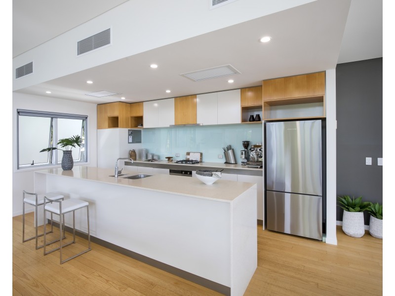 22 Seafarer Court, Castaways Beach QLD 4567