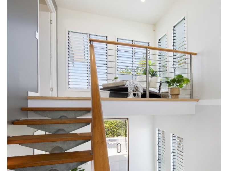 22 Seafarer Court, Castaways Beach QLD 4567