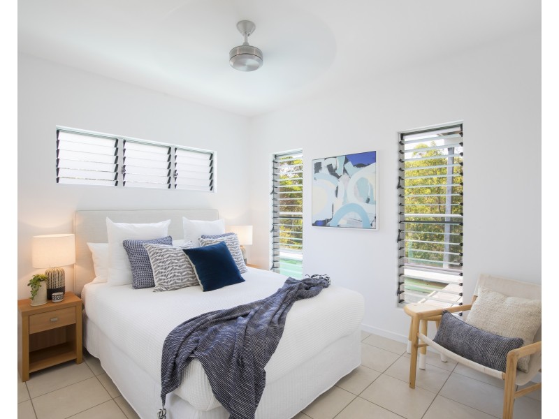22 Seafarer Court, Castaways Beach QLD 4567
