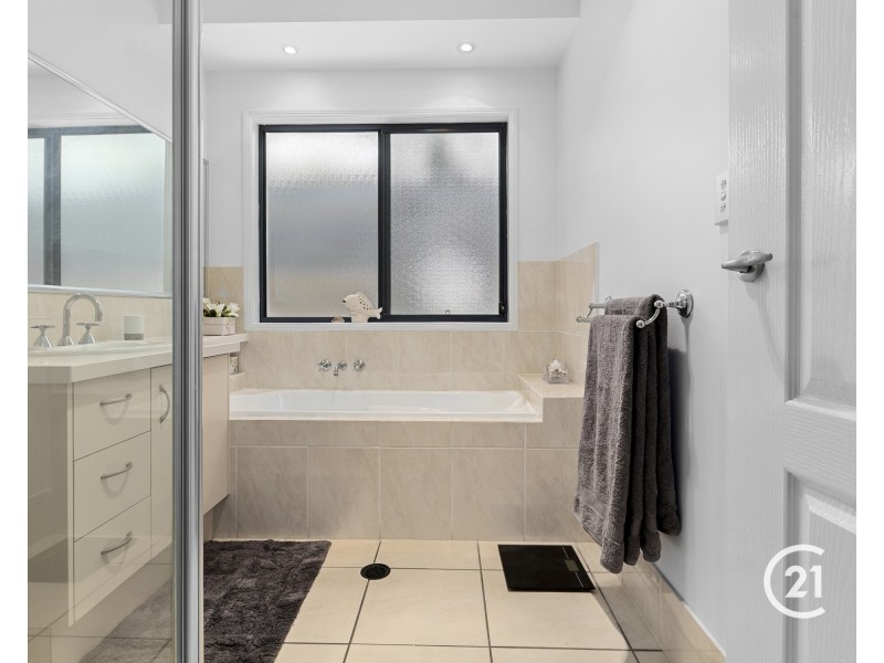 25 Balgownie Drive, Peregian Springs QLD 4573