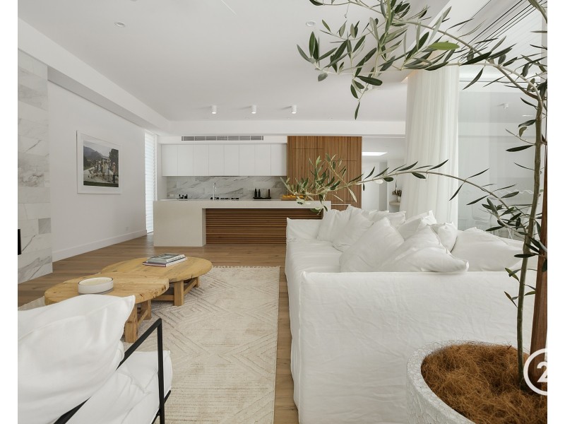 36 Oasis Drive, Noosa Heads QLD 4567