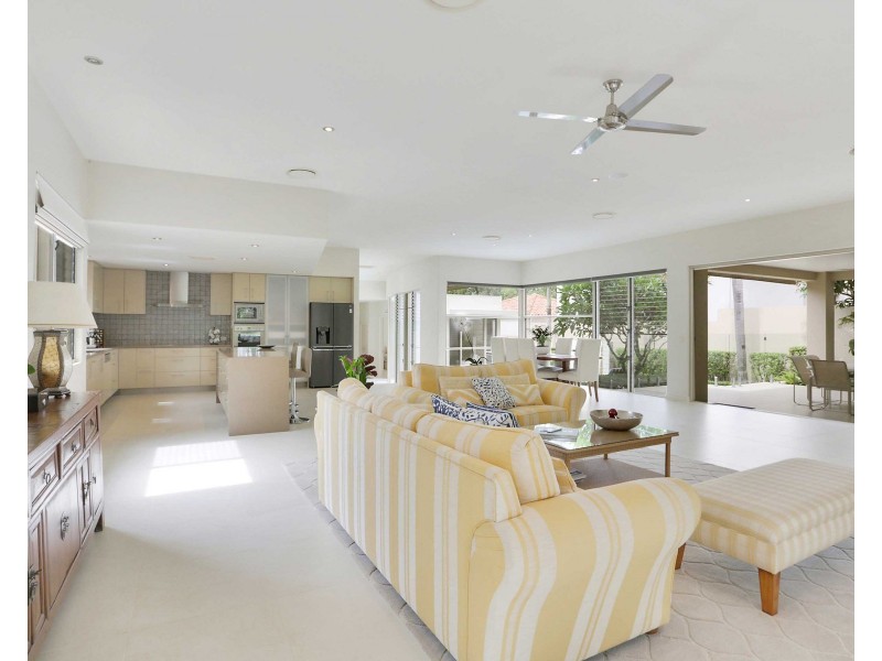 541/61 Noosa Springs Drive, Noosa Heads QLD 4567