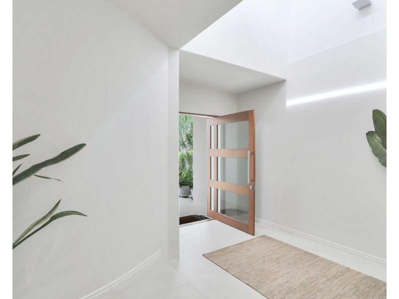 541/61 Noosa Springs Drive, Noosa Heads QLD 4567