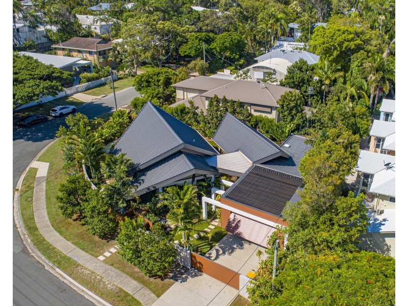 10 Duke Street, Sunshine Beach QLD 4567
