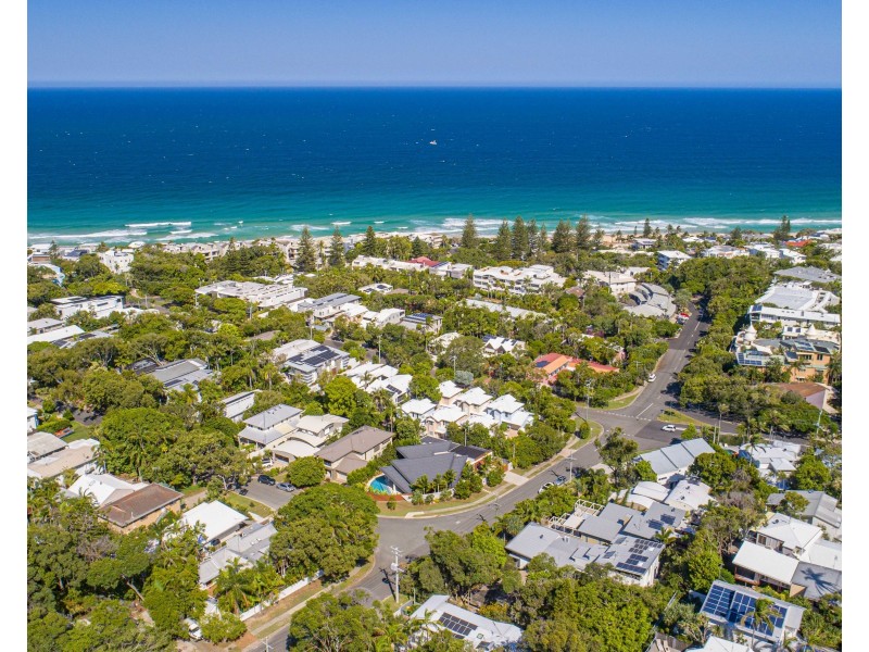 10 Duke Street, Sunshine Beach QLD 4567