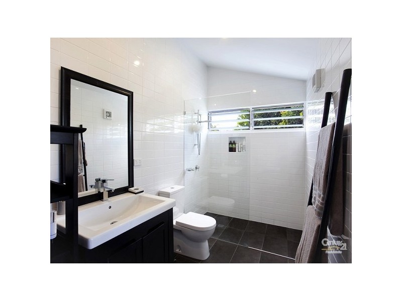 1/12 Hill Street, Sunshine Beach QLD 4567