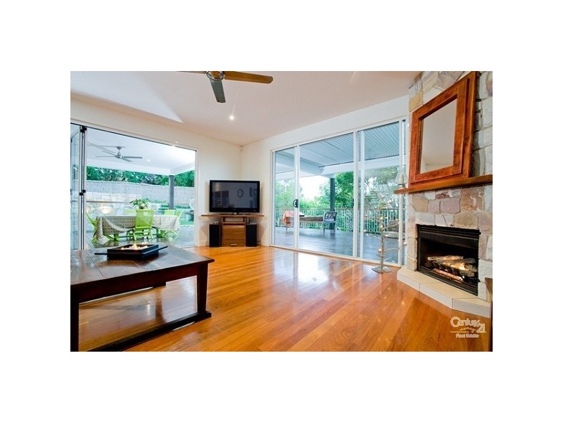 13 Ross Crescent, Sunshine Beach QLD 4567