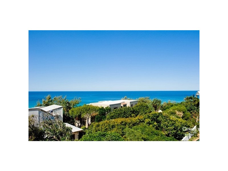 13 Ross Crescent, Sunshine Beach QLD 4567