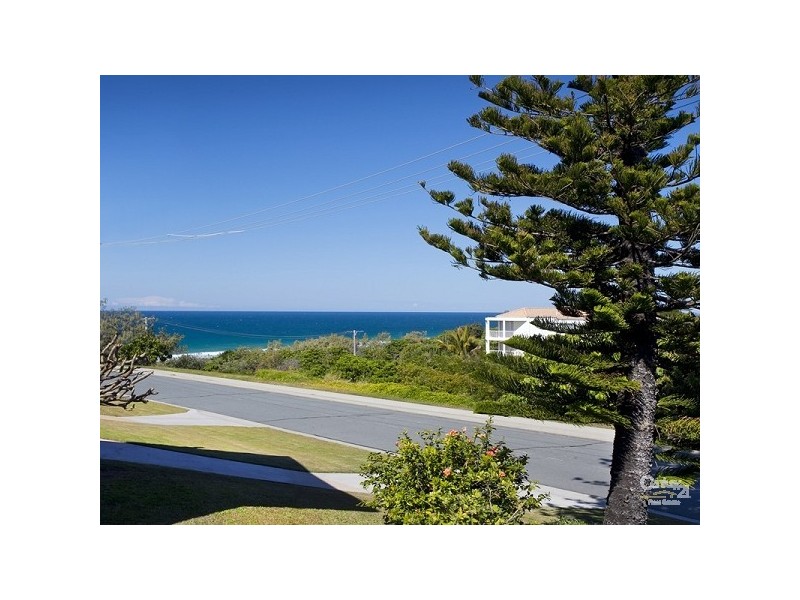 1, 6 Sobroan Street, Sunrise Beach QLD 4567