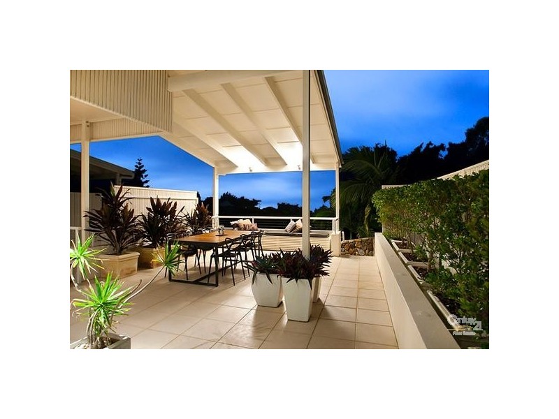 2/41 Sobraon Street, Sunrise Beach QLD 4567