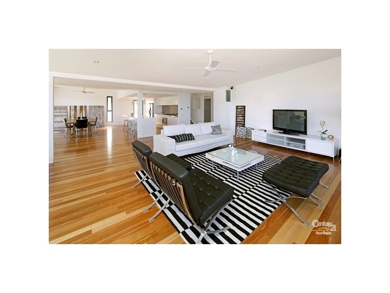 35 Seaview Terrace, Sunshine Beach QLD 4567