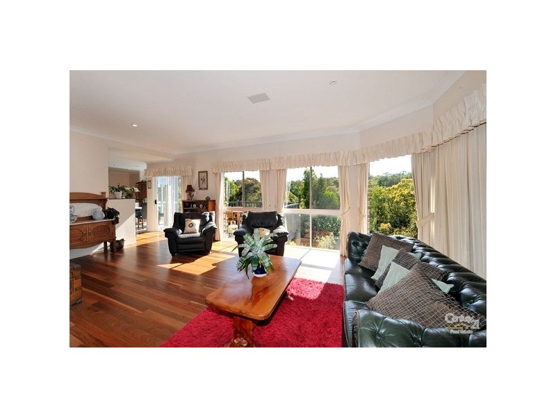 12 Freedom Place, Sunrise Beach QLD 4567