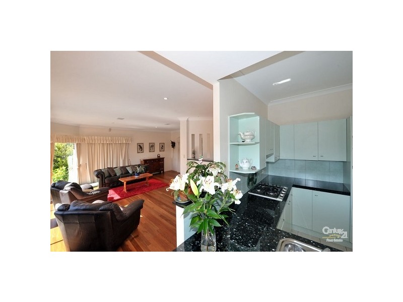 12 Freedom Place, Sunrise Beach QLD 4567