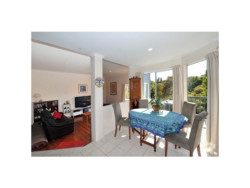 12 Freedom Place, Sunrise Beach QLD 4567