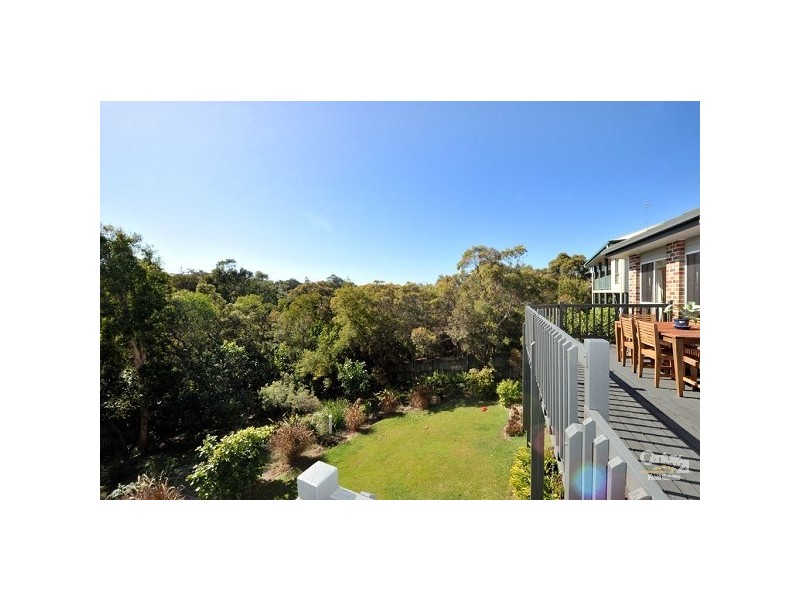 12 Freedom Place, Sunrise Beach QLD 4567