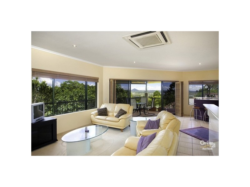 8, 13 Viewland Drive, Noosa Heads QLD 4567