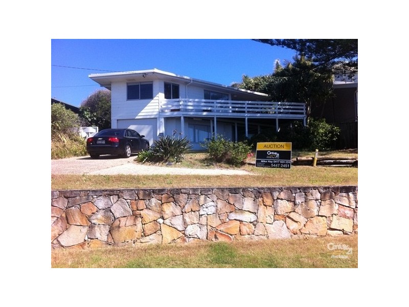 11 Arakoon Crescent, Sunshine Beach QLD 4567